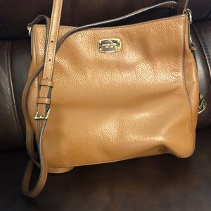Medium Michael Kors Crossbody